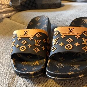 Louis Vuitton Monogram Black and Tan Men's Sandals